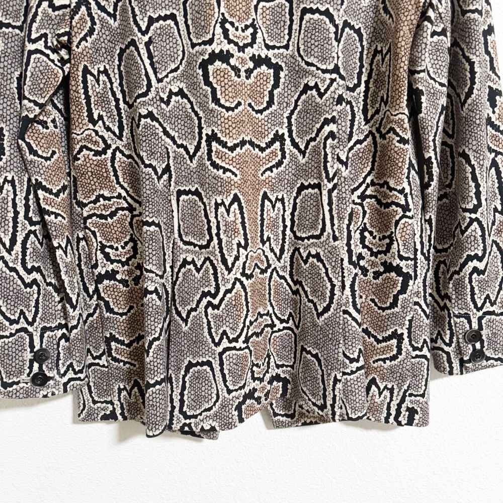Cabi Python Snakeskin Print Blazer - image 7
